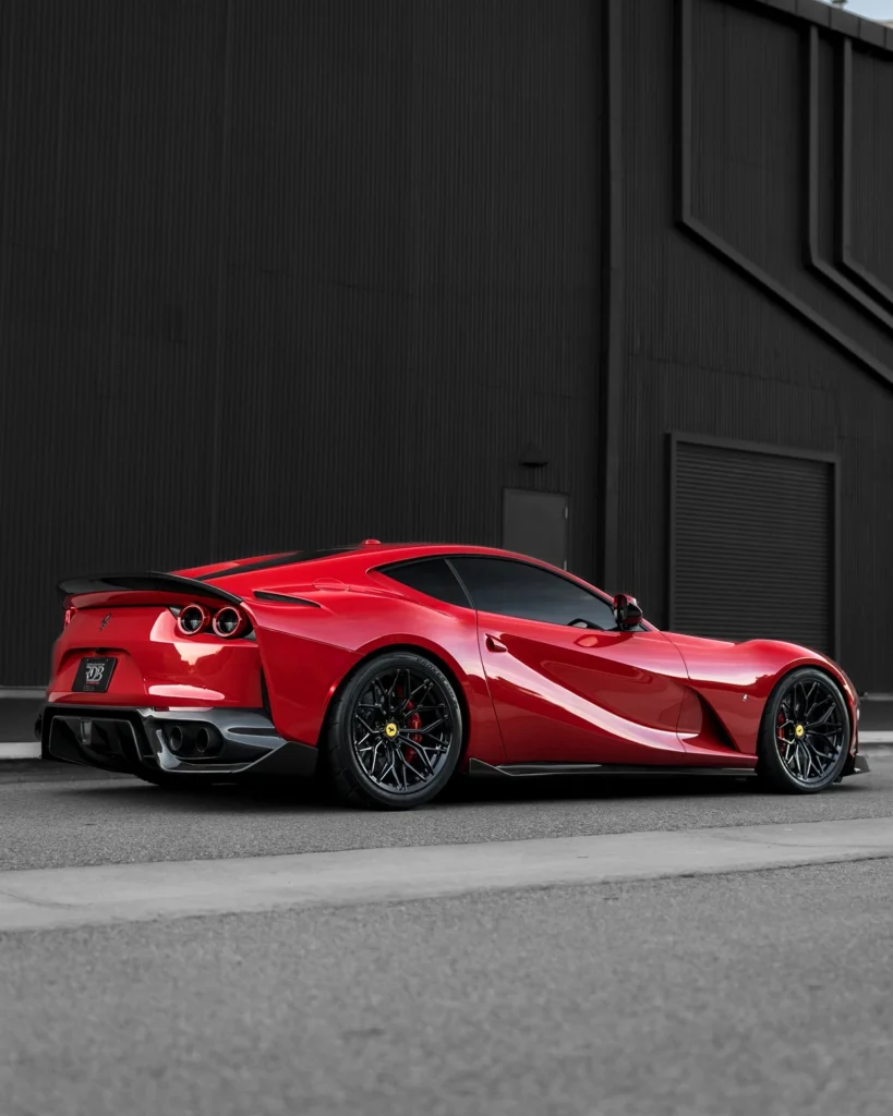 Ferrari Superfast 812 Bodykits bij Rooselaer Car Styling 1016 Industries10