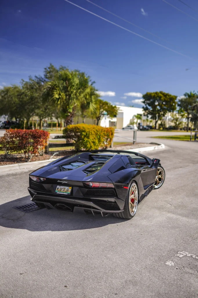 Lamborghini Aventador S Bodykits bij Rooselaer Carstyling 1016 Industries12