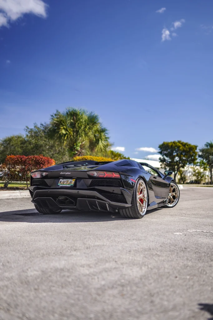 Lamborghini Aventador S Bodykits bij Rooselaer Carstyling 1016 Industries13