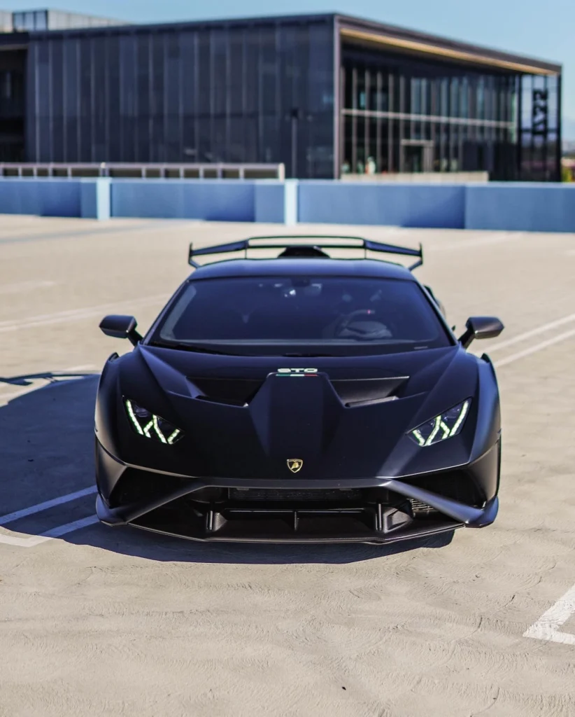 Lamborghini Huracan STO Bodykits bij Rooselaer Carstyling 1016 Industries5