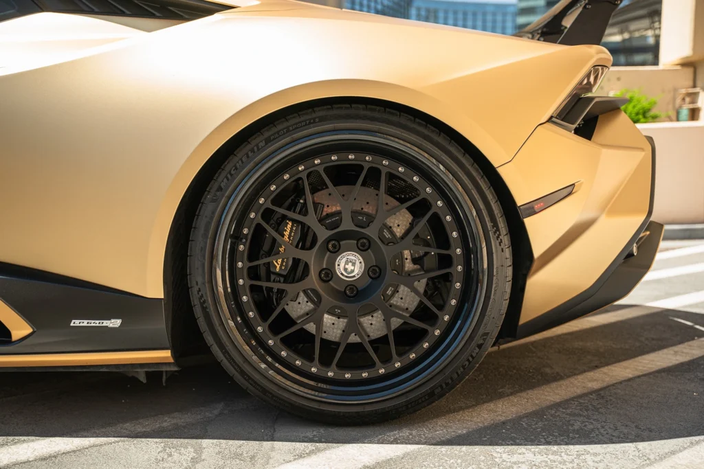 Lamborghini Huracan Technica Bodykits bij Rooselaer Carstyling 1016 Industries21