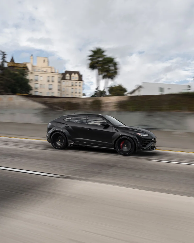 Lamborghini Urus S Bodykits bij Rooselaer Car Styling 1016 Industries11