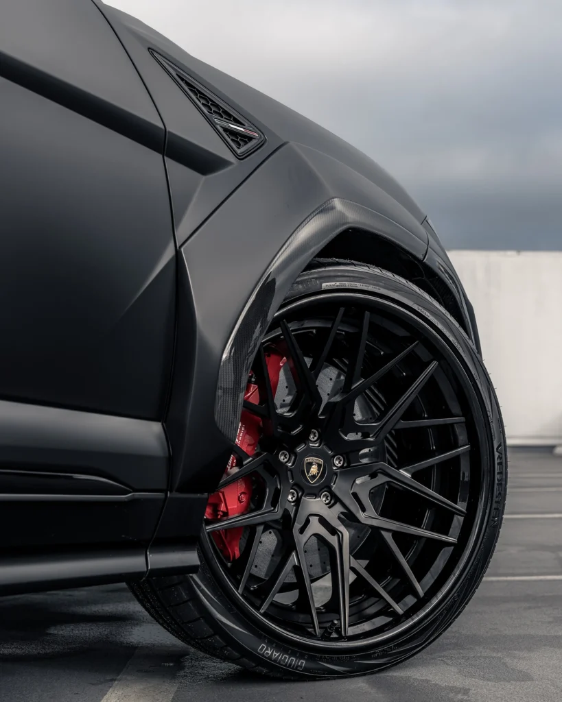 Lamborghini Urus S Bodykits bij Rooselaer Car Styling 1016 Industries5