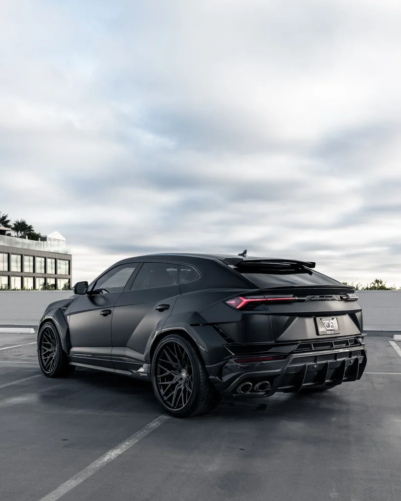 Lamborghini Urus S Bodykits bij Rooselaer Car Styling 1016 Industries8