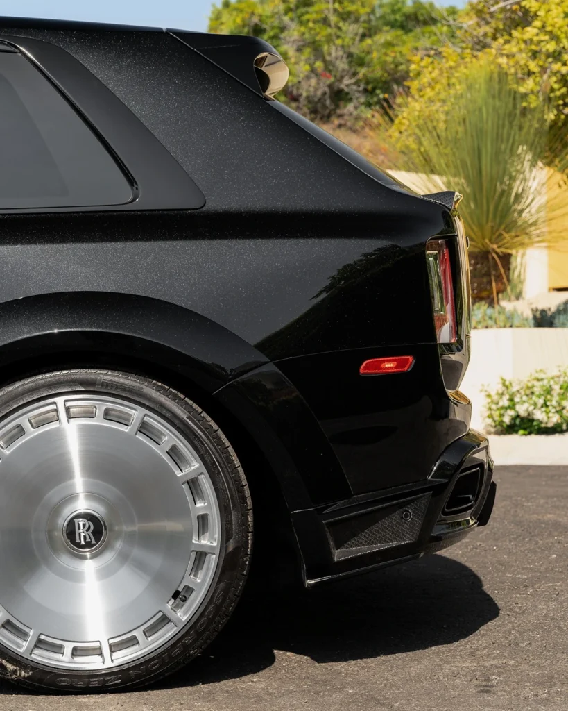 Rolls Royce Cullinan Bodykits bij Rooselaer Carstyling 1016 Industries2