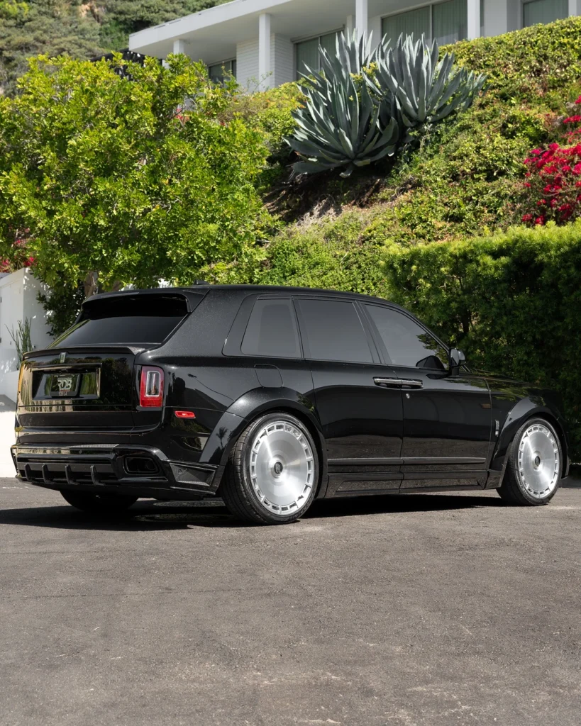 Rolls Royce Cullinan Bodykits bij Rooselaer Carstyling 1016 Industries6